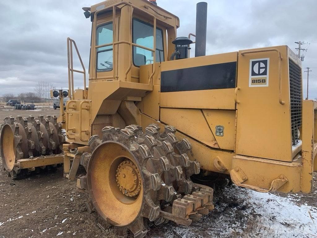 CAT 815 B Compacteur de sol