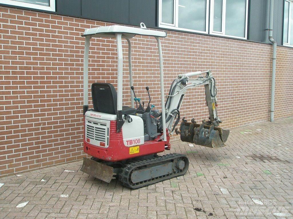 Takeuchi TB108 Mini pelle < 7t