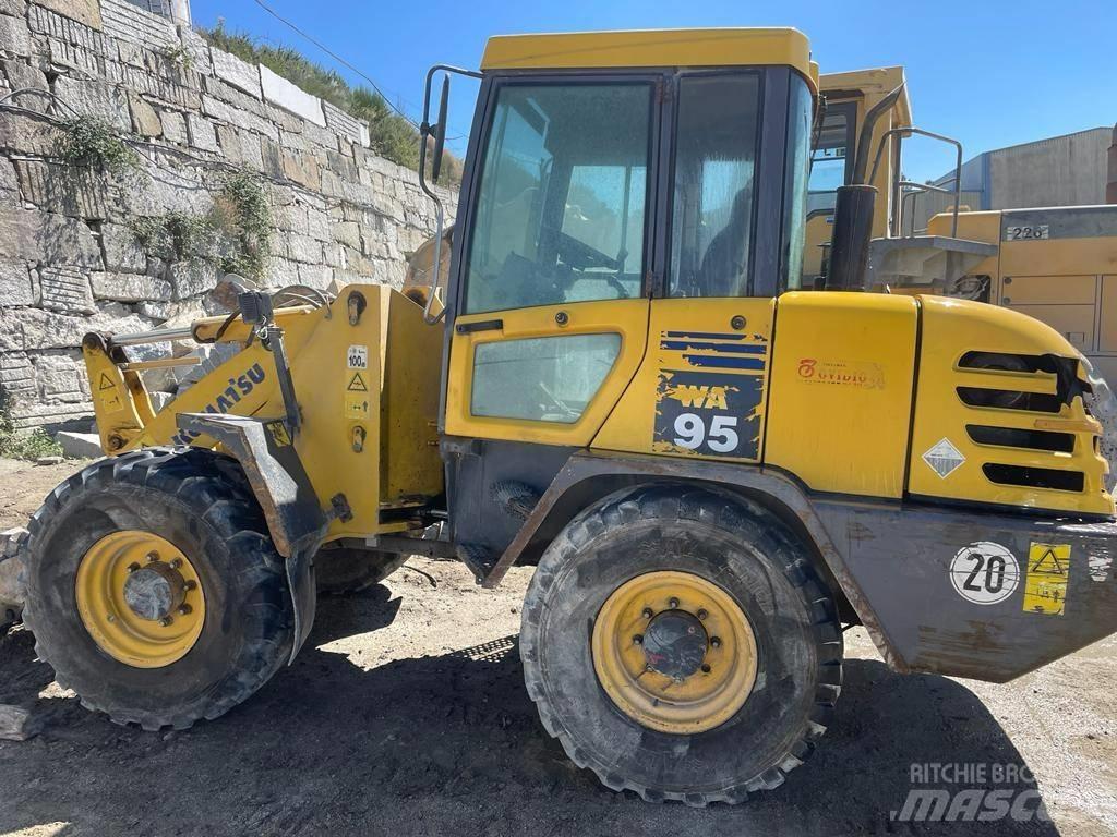 Komatsu WA95-3 Chargeuse sur pneus