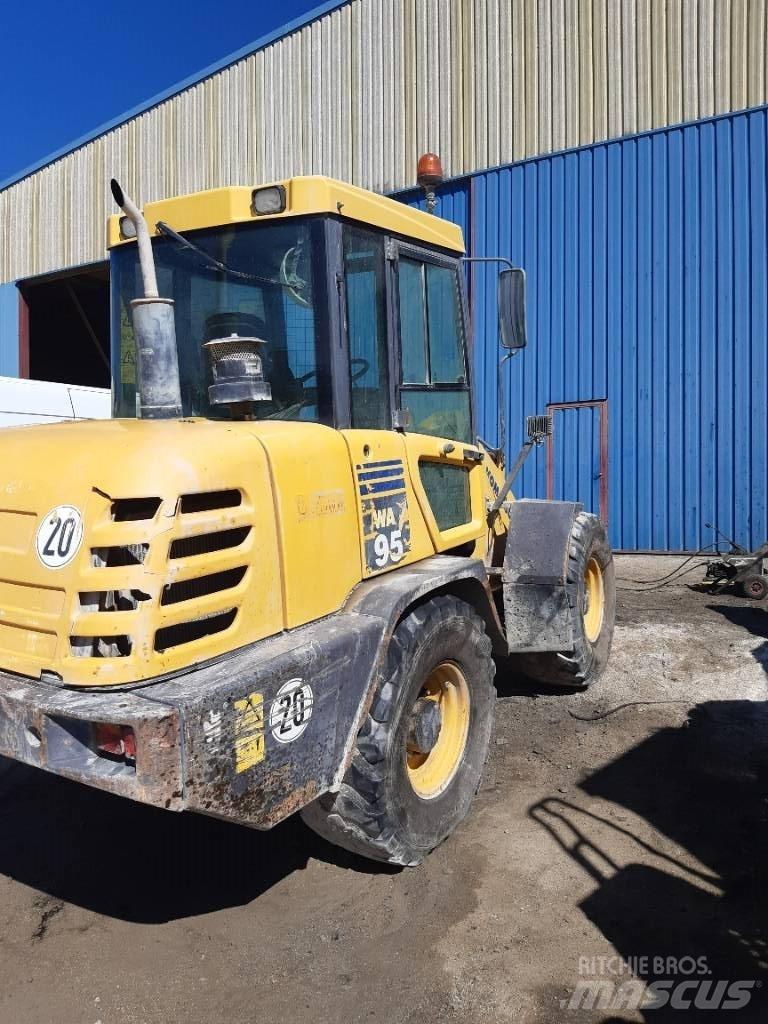 Komatsu WA95-3 Chargeuse sur pneus