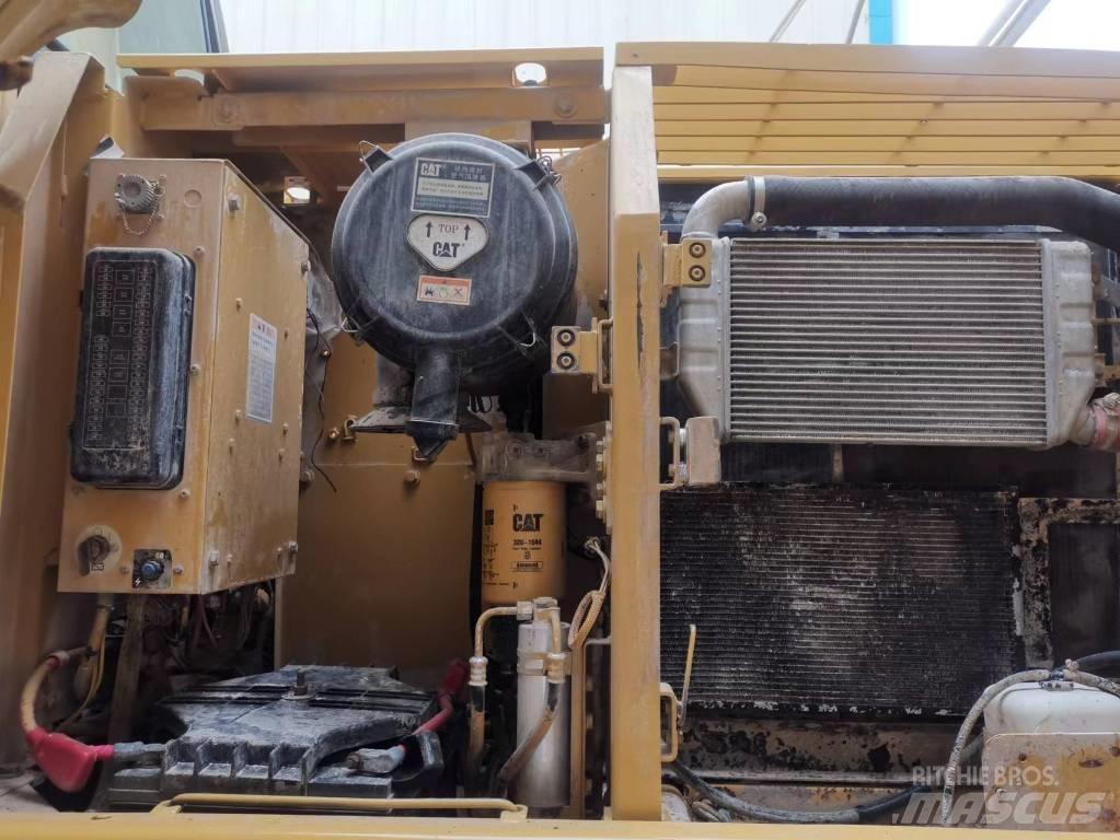 CAT 320 C Pelle sur chenilles