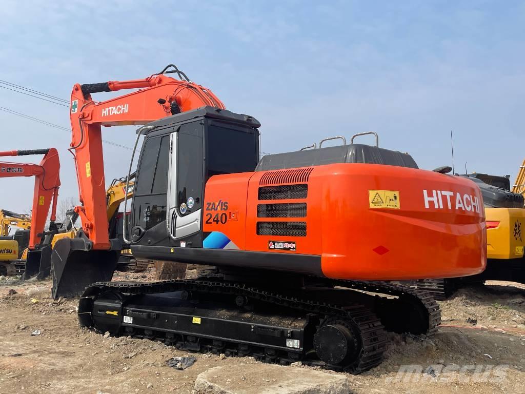 Hitachi ZX 240 Pelle sur chenilles