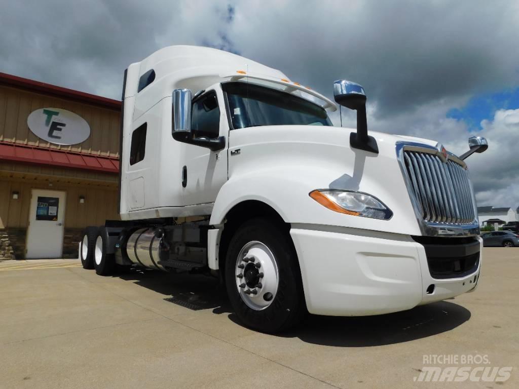 International LT 625 Tracteur routier