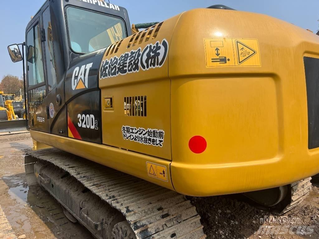 CAT 320 D Pelle sur chenilles