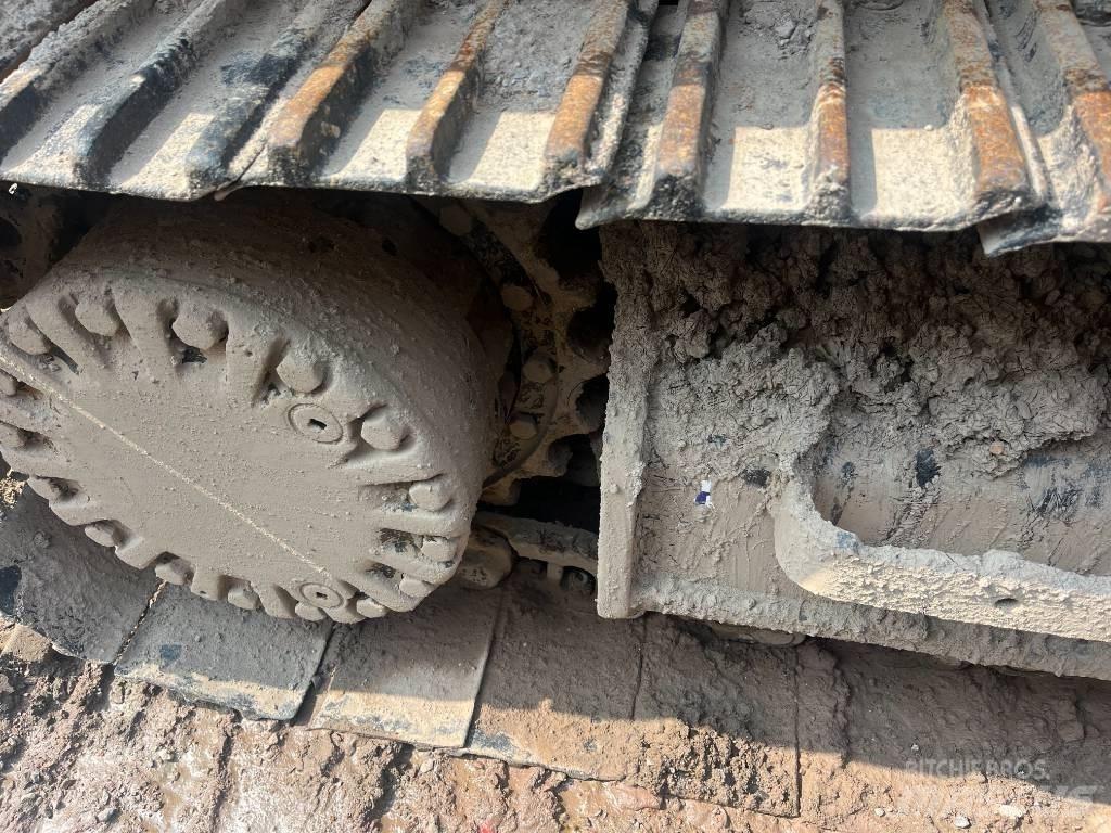 CAT 320 D Pelle sur chenilles