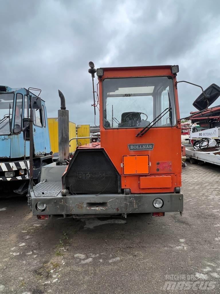 Bollnäs BT25T Tracteur de manœuvre