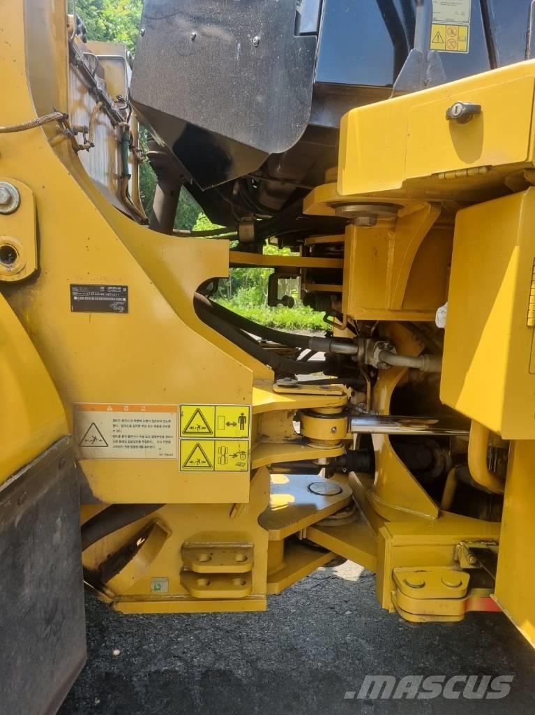 CAT 966 H Chargeuse sur pneus