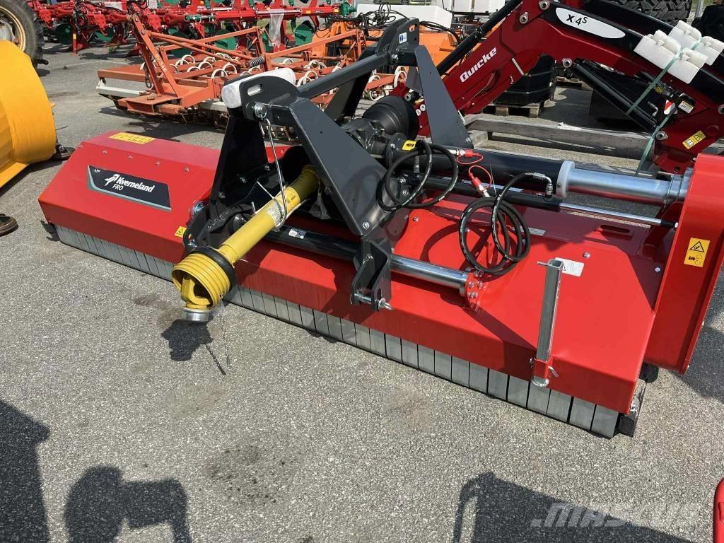 Kverneland FRO 325 Broyeur / Gyrobroyeur / Epareuse