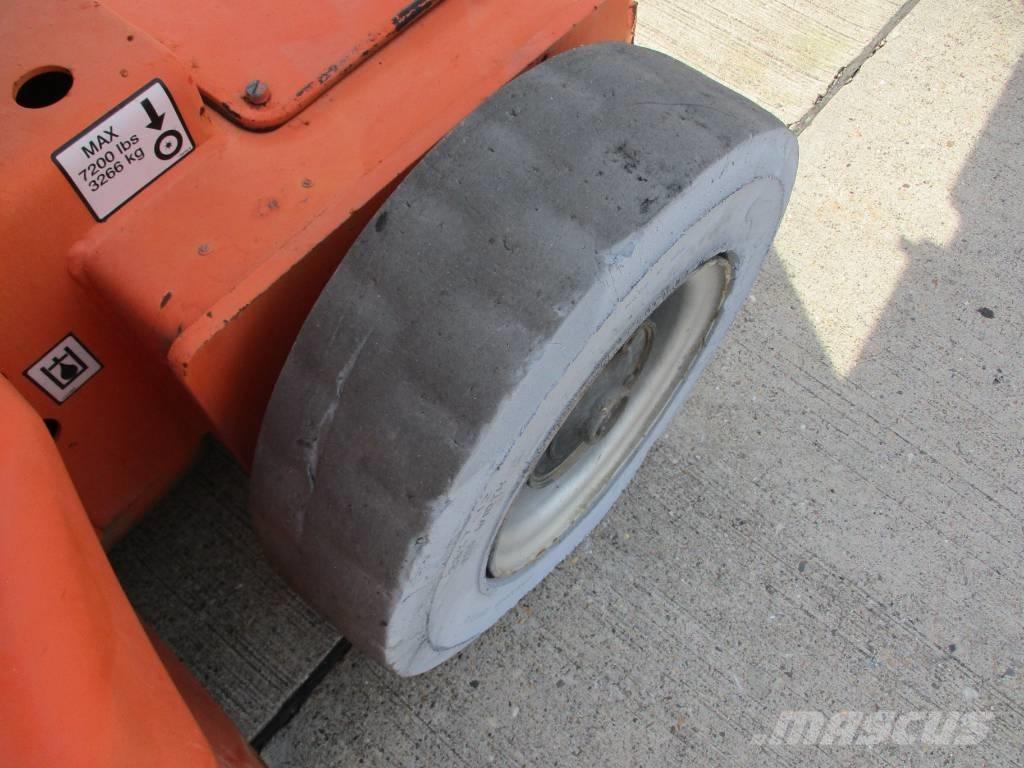 JLG E 400 AJPN (745) Nacelle Automotrice