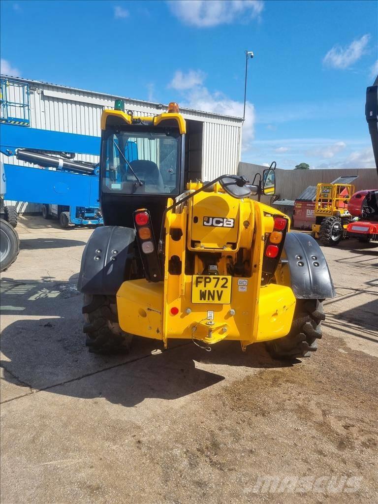 JCB 540-140 Chariot télescopique