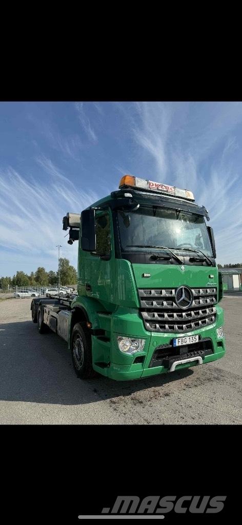 Mercedes-Benz Actros Camion ampliroll