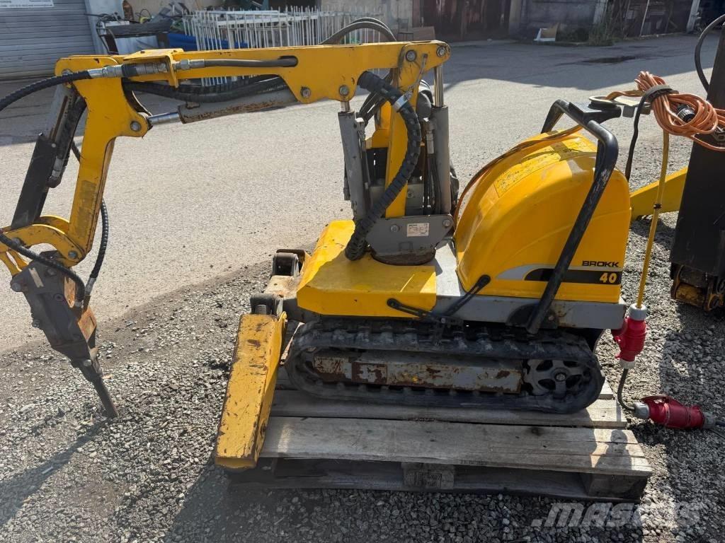 Brokk 40 Pelle de démolition