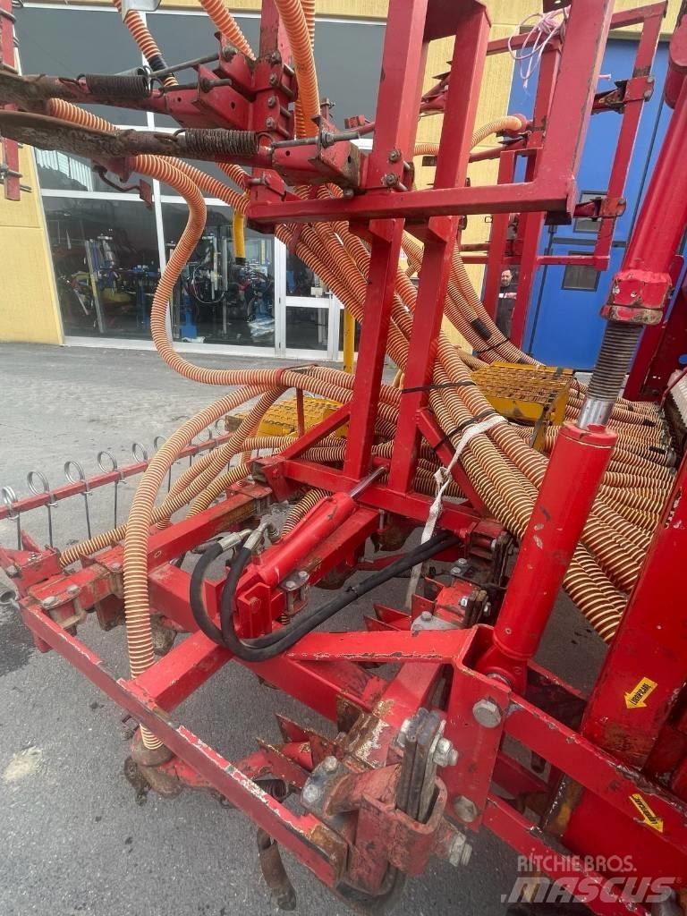  UBALDI PNEUSEM 400 L Semoir