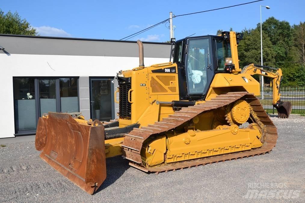 CAT D 6 N LGP Bouteurs sur chenilles