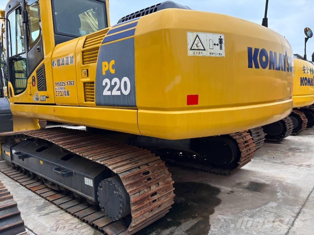 Komatsu PC 220-7 Pelle sur chenilles