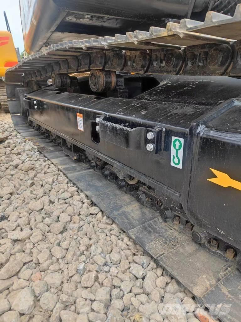 Sany SY 135 C Pelle sur chenilles