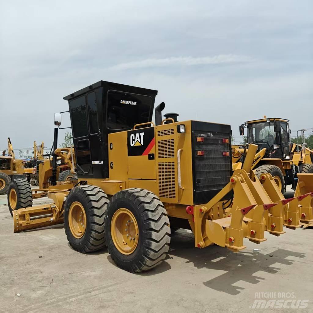 CAT 140 H Pelle sur chenilles