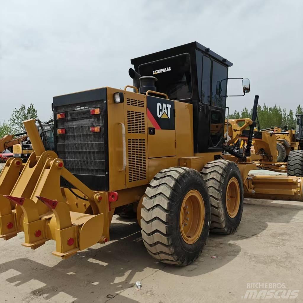 CAT 140 H Pelle sur chenilles