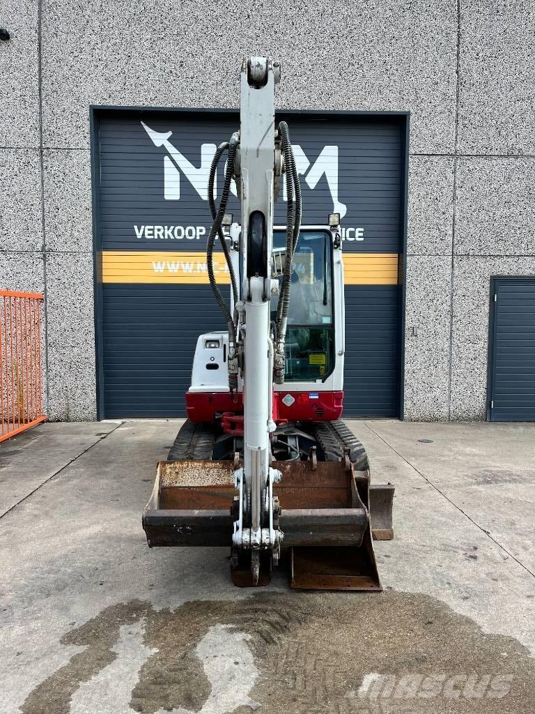 Takeuchi TB 235 Mini pelle < 7t