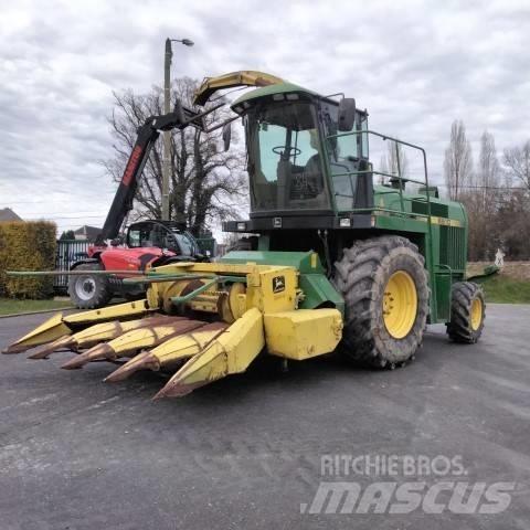 John Deere 6610 Ensileuse automotrice