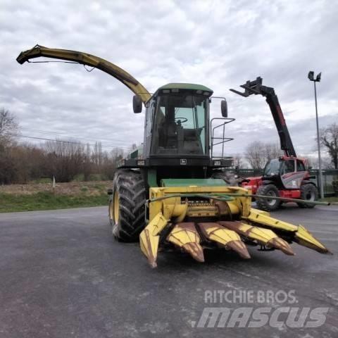 John Deere 6610 Ensileuse automotrice