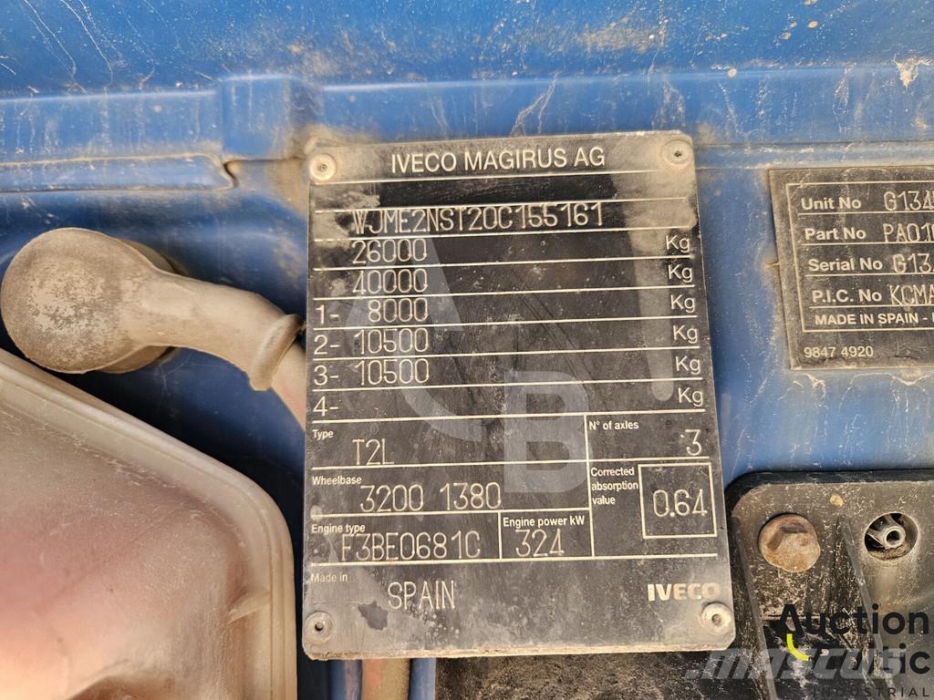 Iveco 260E44 Camion benne