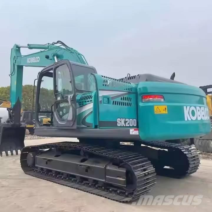 Kobelco SK 200 Pelle sur chenilles