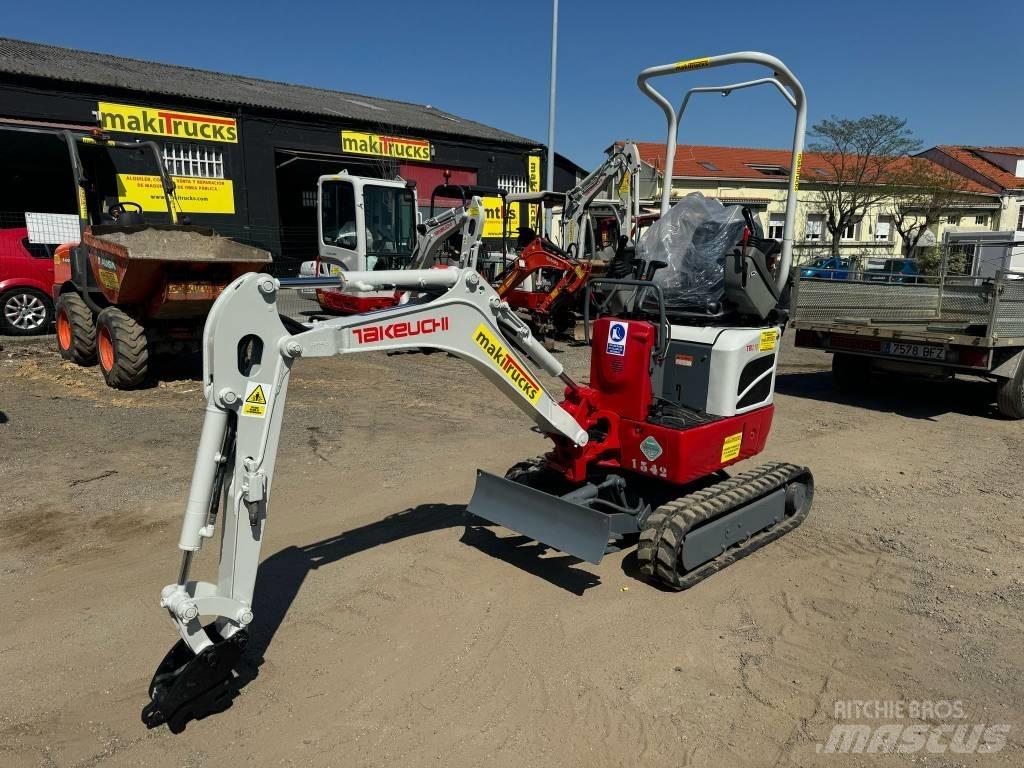 Takeuchi TB 210 R Mini pelle < 7t