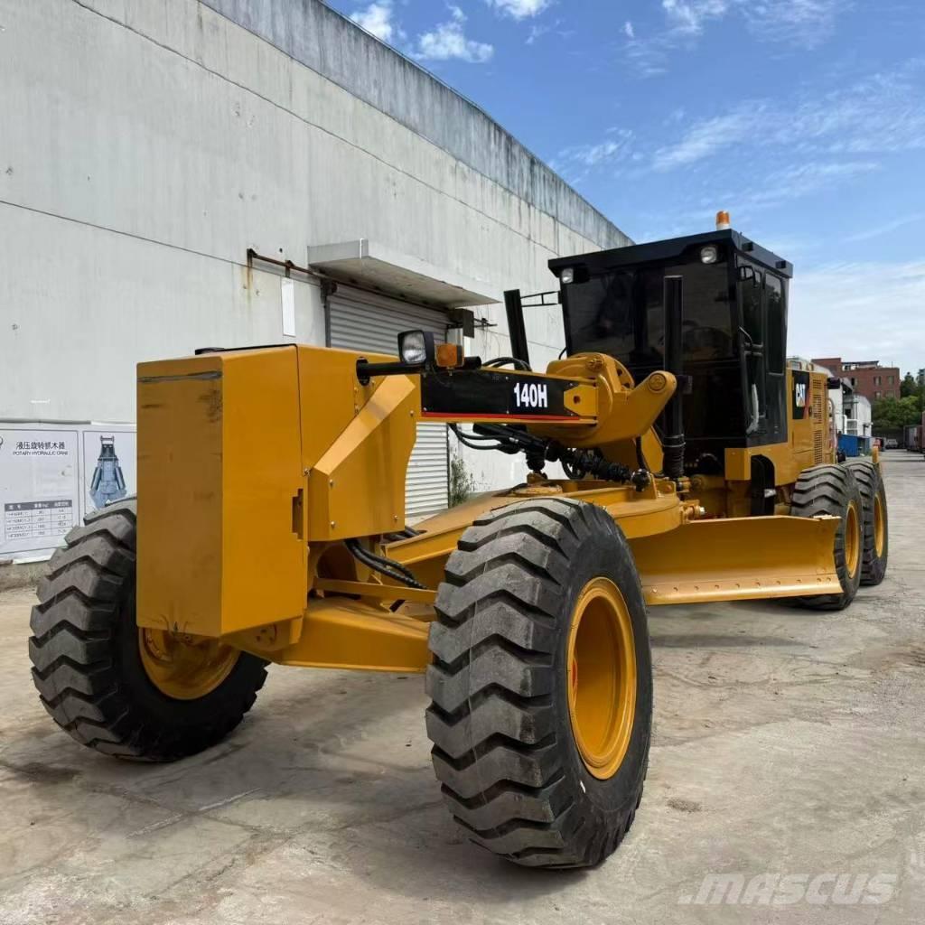 CAT 140H Niveleuse