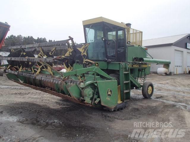 John Deere 4420 Moissonneuse batteuse
