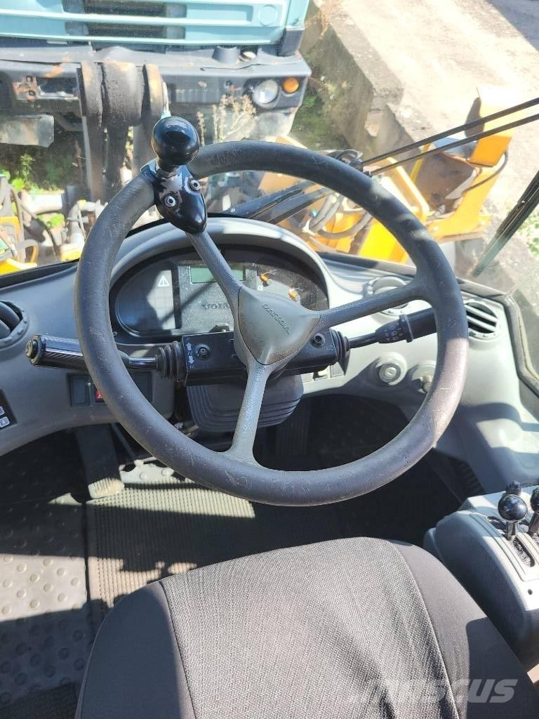 Volvo L 70 E Chargeuse sur pneus