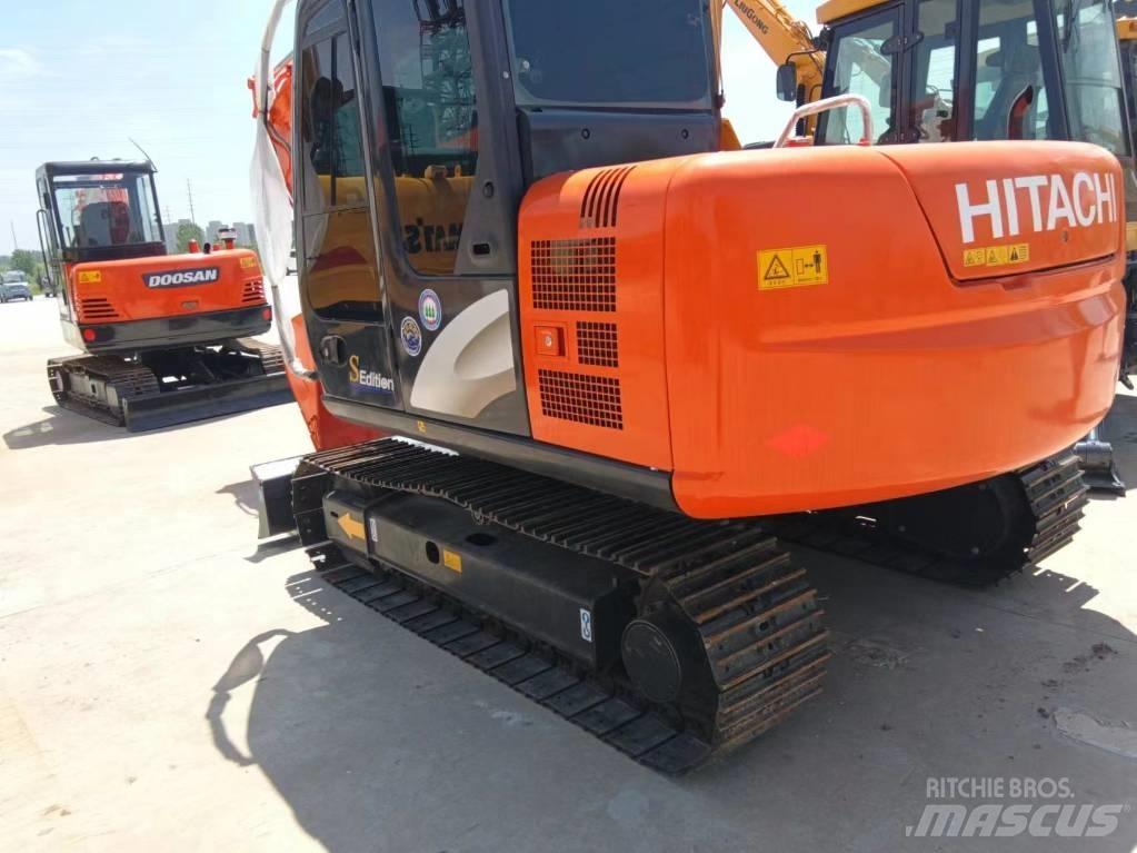 Hitachi ZX 70 Pelle sur chenilles