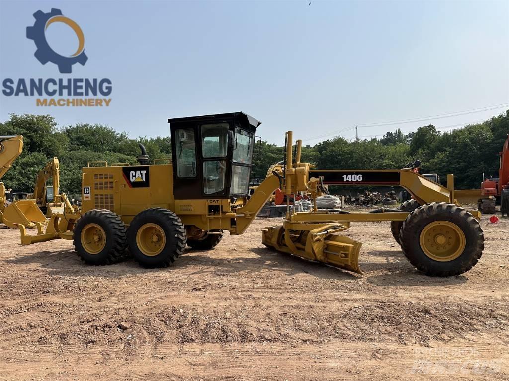 CAT 140 G Niveleuse