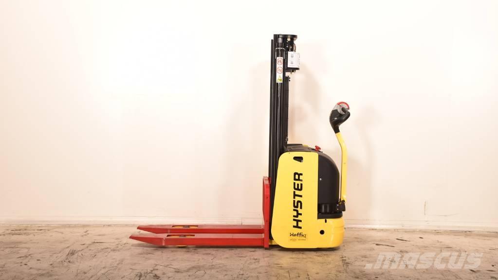 Hyster S1.0-24 Gerbeur accompagnant