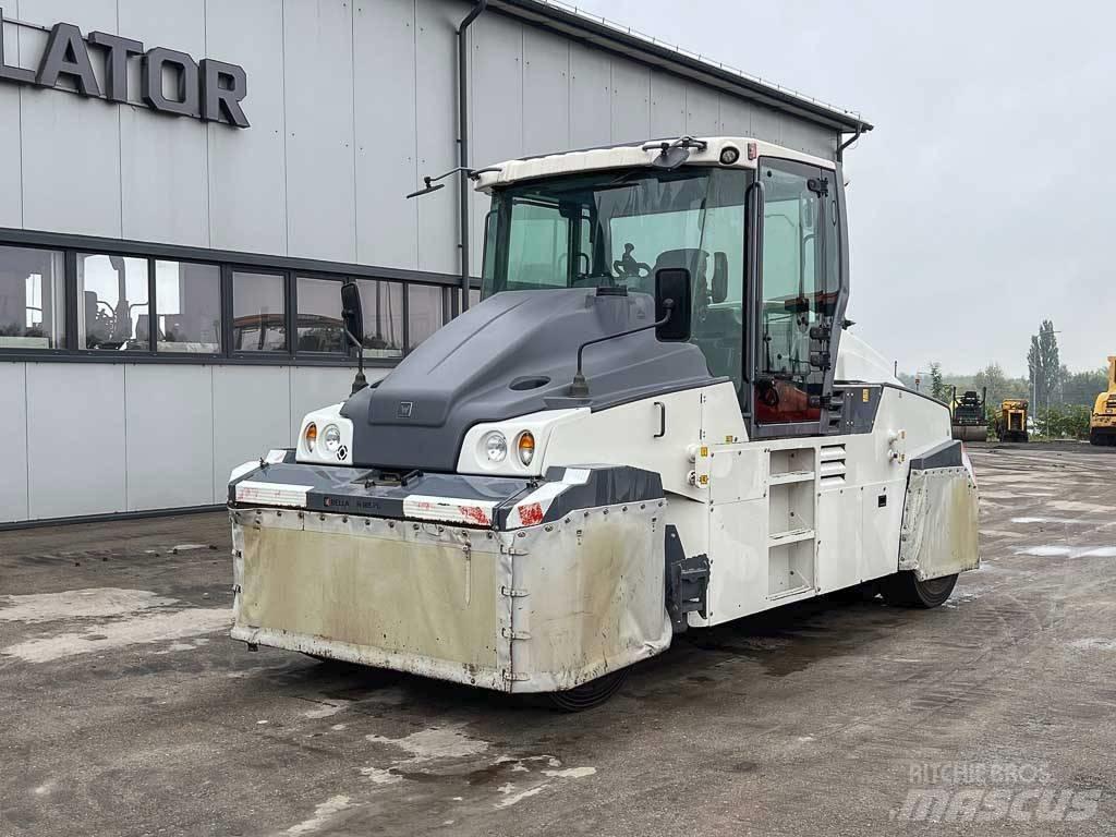 Hamm HP 280 i Rouleaux à pneumatiques