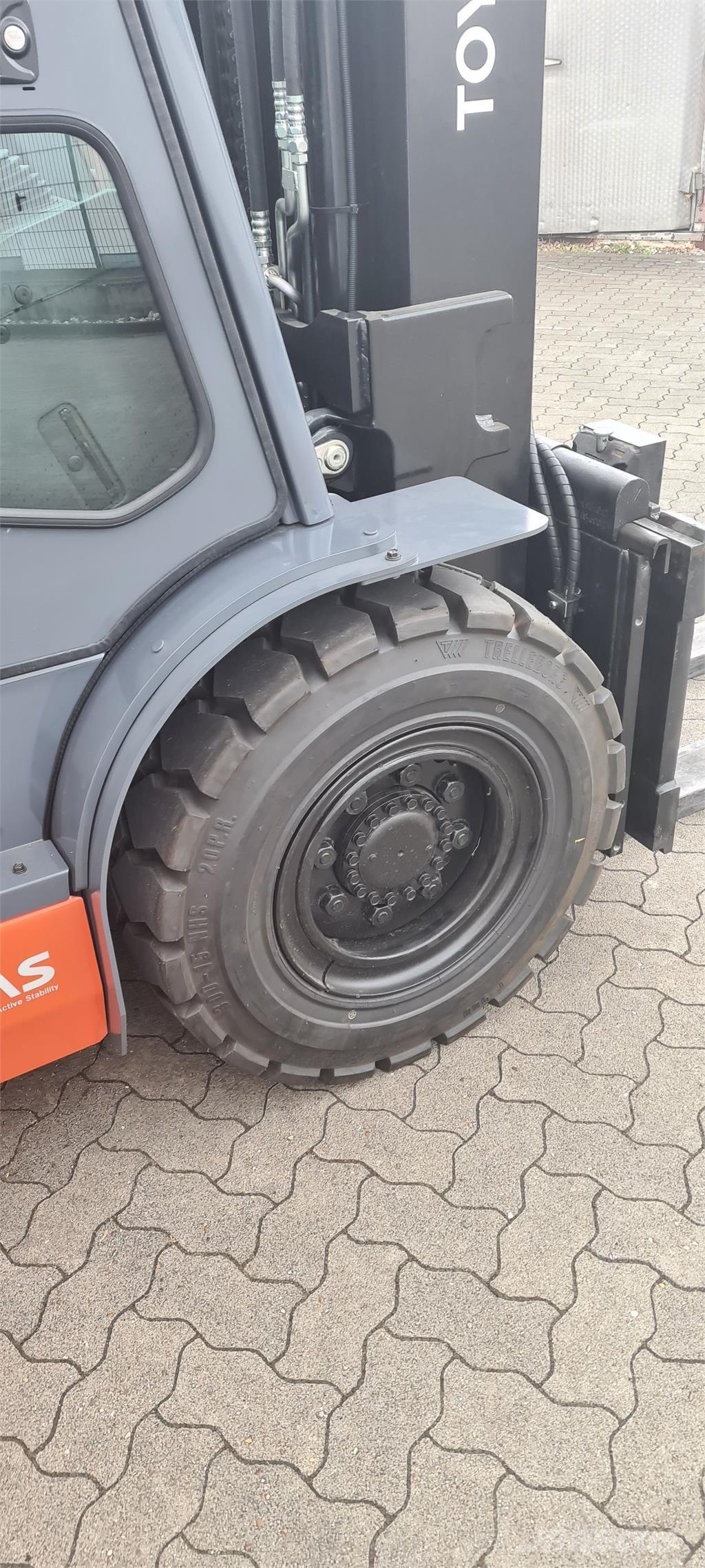 Toyota 40-8FD50N Chariots diesel