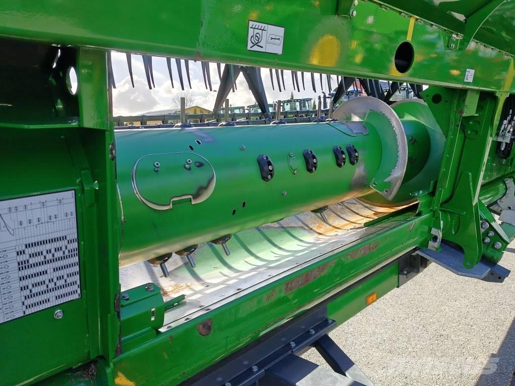 John Deere W 650 i Moissonneuse batteuse