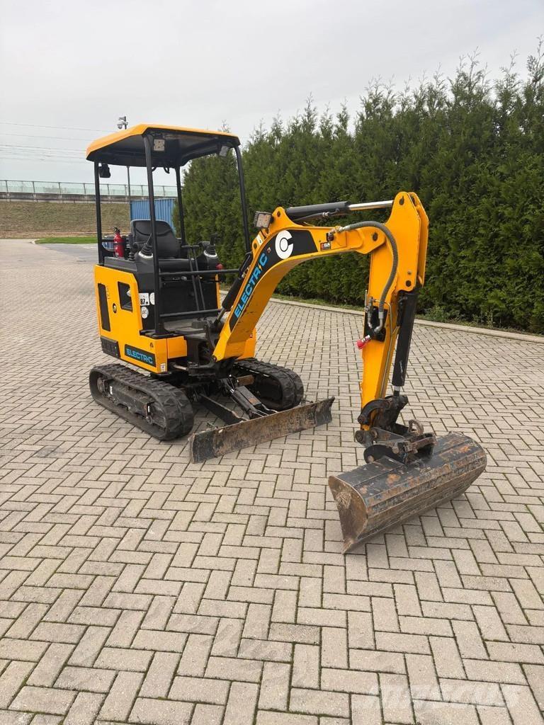 JCB 19C-1E Mini pelle < 7t
