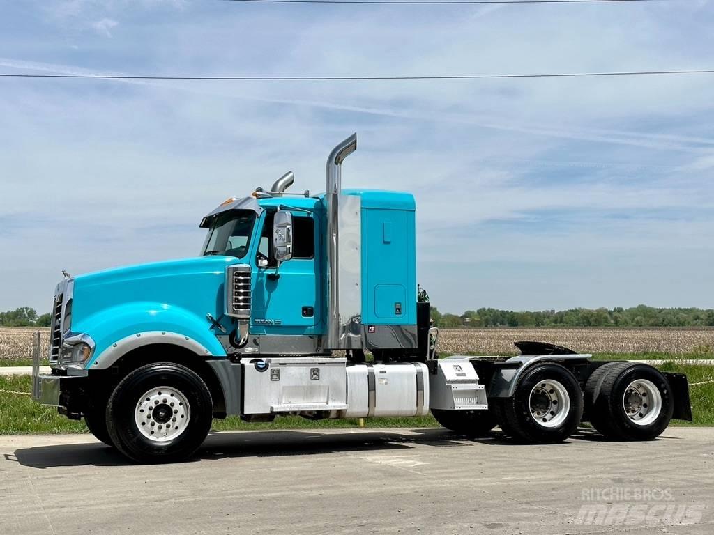 Mack Titan TD 713 Autre camion