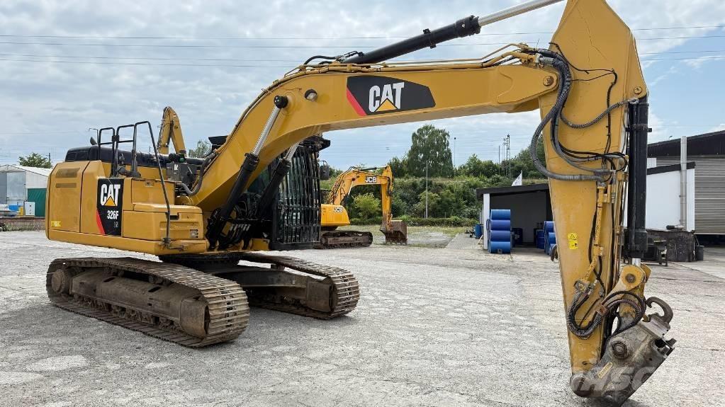 CAT 326 FLN Pelle sur chenilles