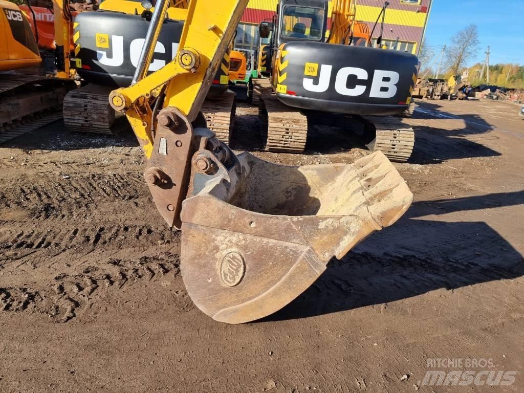 JCB JS 130 LC T4i Pelle sur chenilles