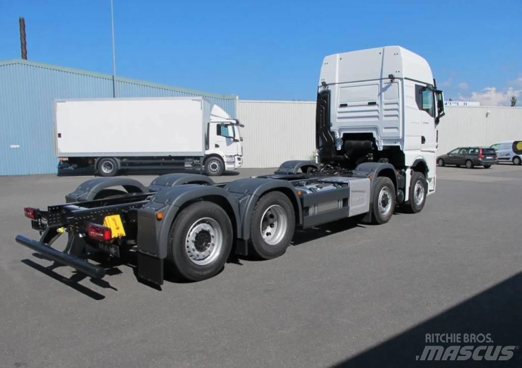 MAN TGX / TGS chassi Camion plateau ridelle avec grue
