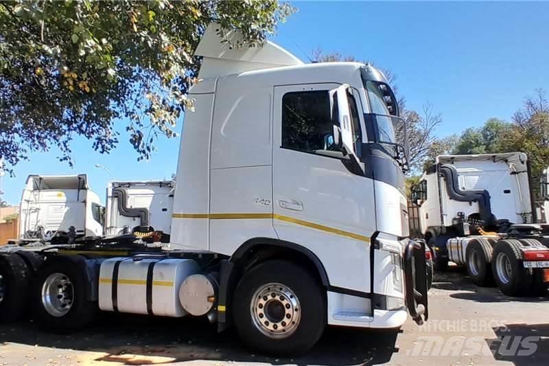 Volvo FH 440 Autre camion