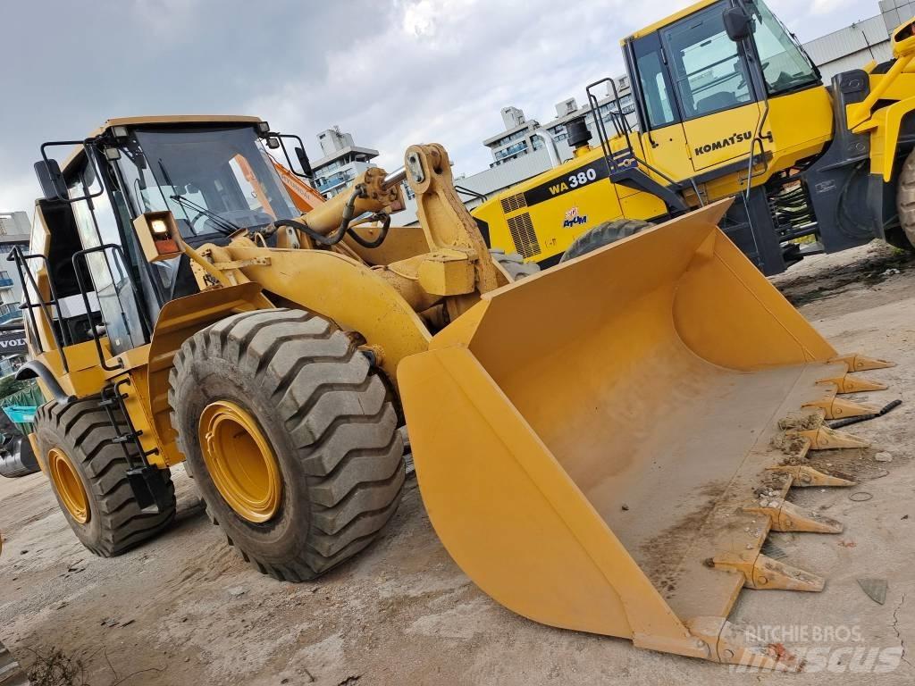CAT 966 H Chargeuse sur pneus