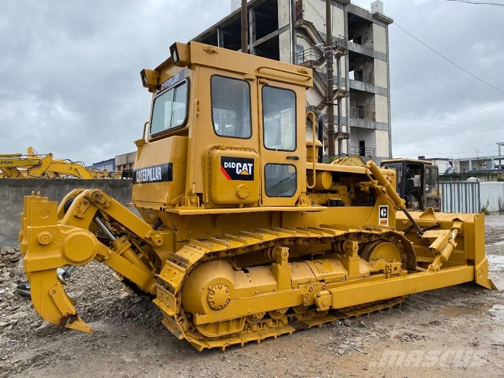 CAT D 6 D Bouteurs sur chenilles