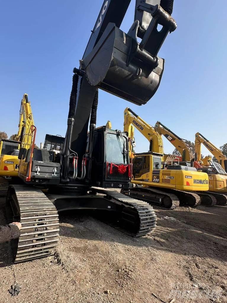 Volvo EC290 Pelle sur chenilles