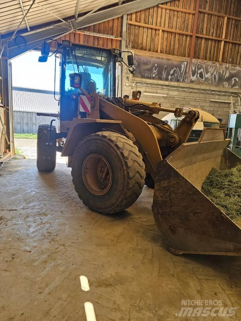 CAT 938 G Chargeuse sur pneus