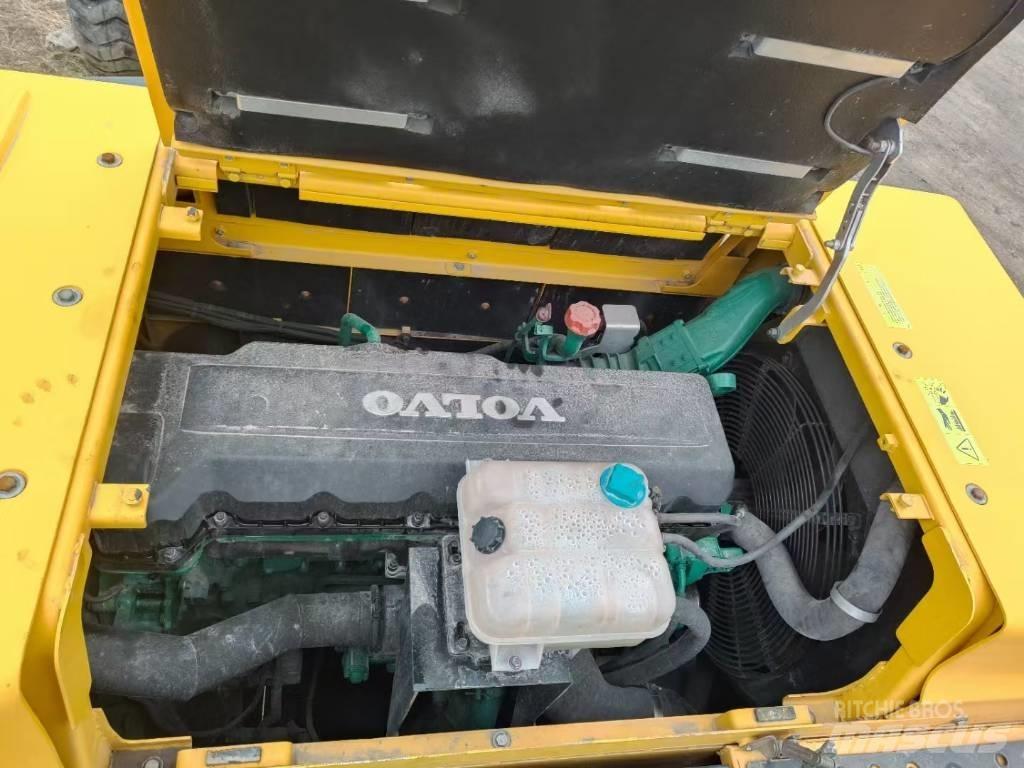 Volvo EC 480 D L Pelle sur chenilles
