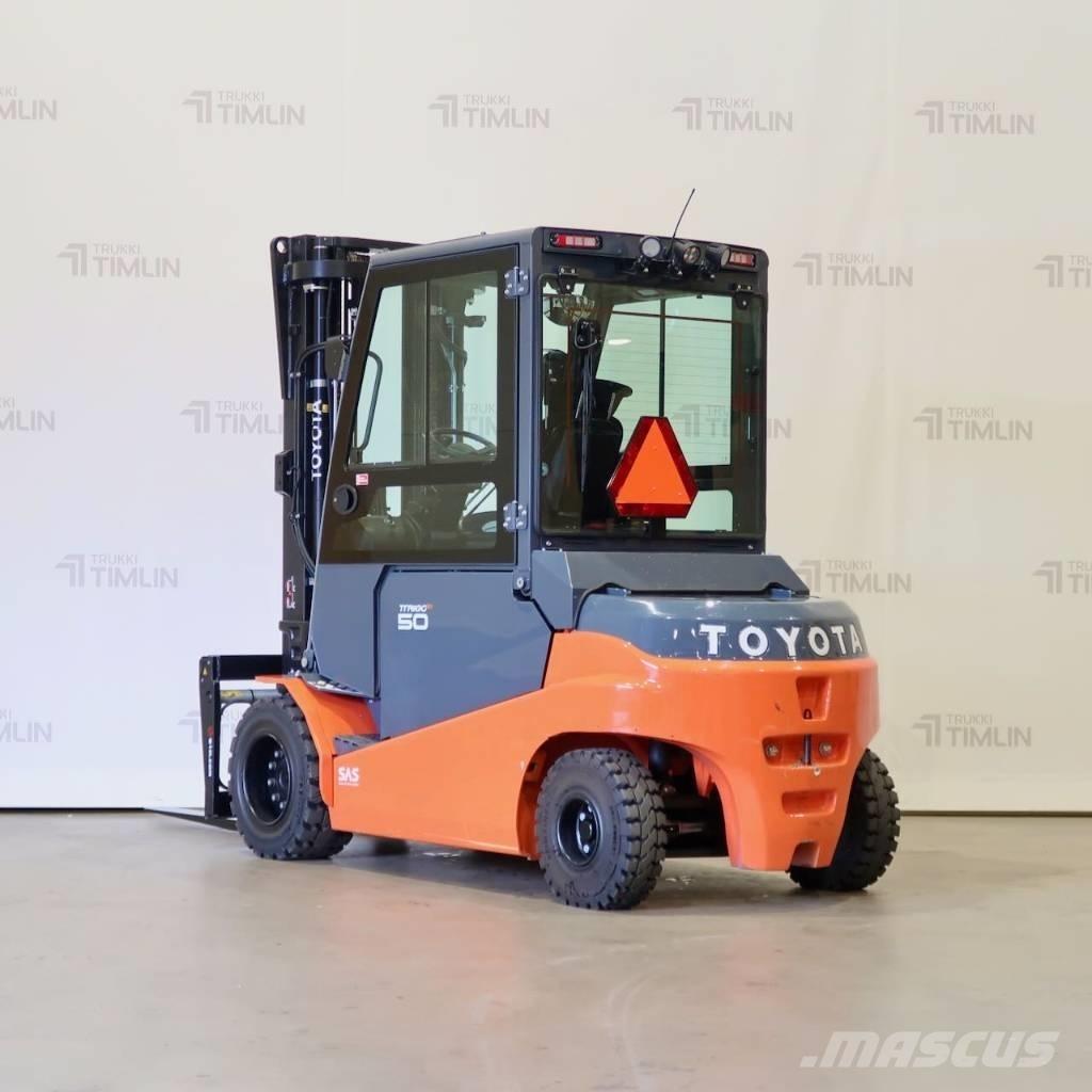 Toyota 8FBMT50 Chariots élévateurs électriques