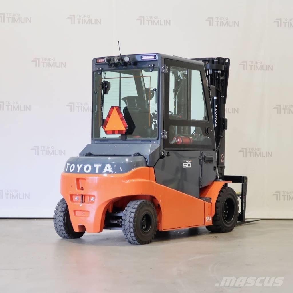 Toyota 8FBMT50 Chariots élévateurs électriques